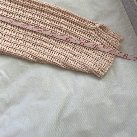 Zara V-Neck Sweater in Light Pink Size-Medium NWOT - Picture 17 of 17